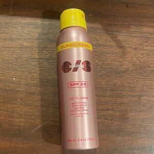 One Size On 'Til Dawn SPF 28 Mattifying Sunscreen Spray